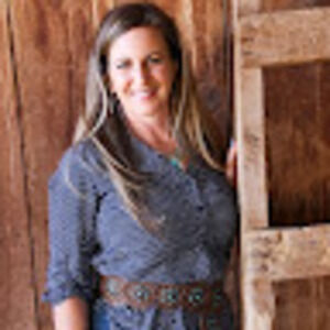 Meet your Posher, Gena